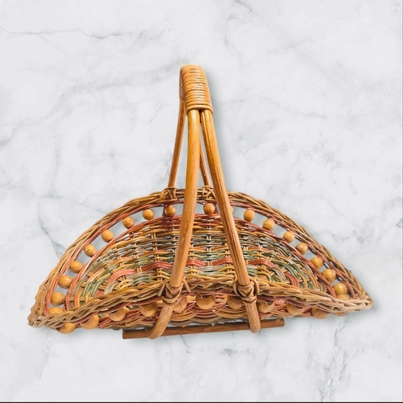 Vintage Woven Wicker Bamboo Beaded Flower Herb Gathering Basket w Handle 11X15X9 - Picture 3 of 11